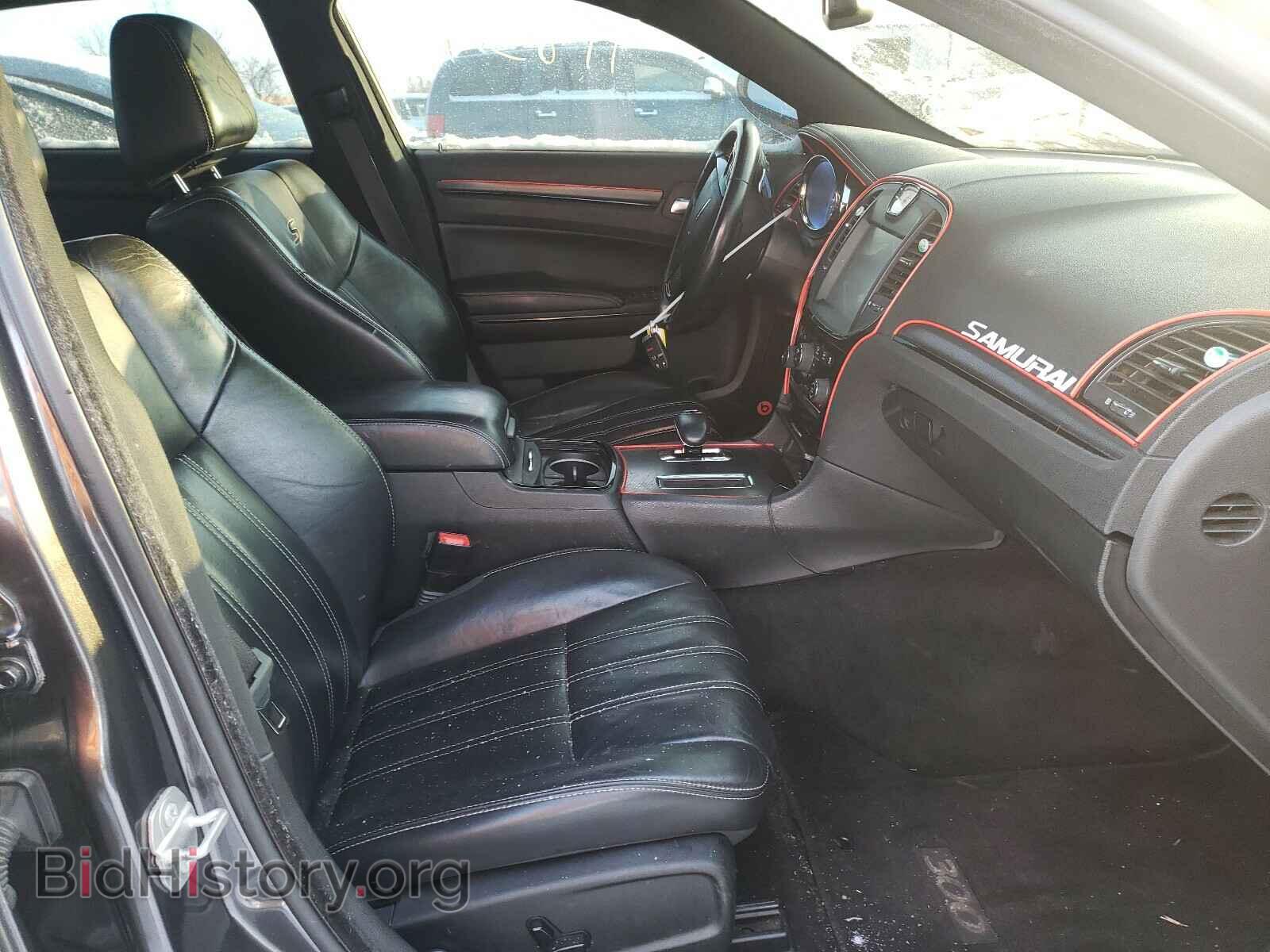 2014 CHRYSLER 300 - VIN: 2C3CCAGG8EH365949 - Фото 5