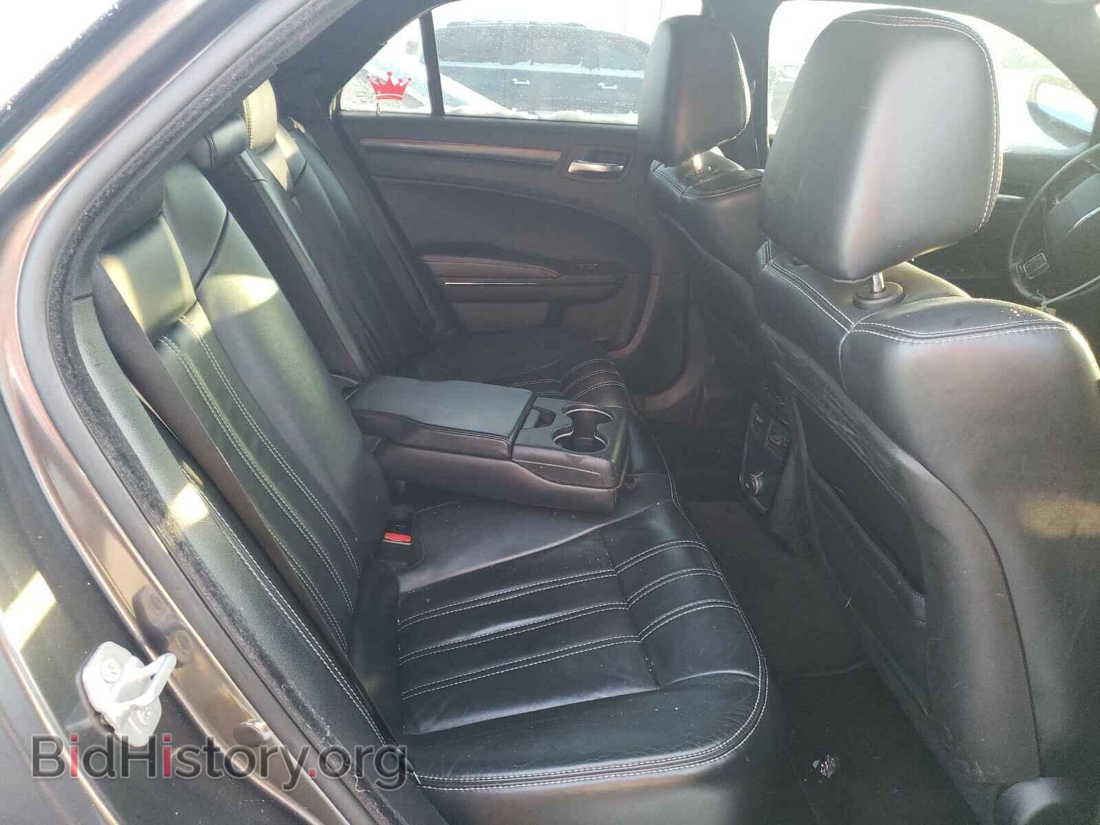 2014 CHRYSLER 300 - VIN: 2C3CCAGG8EH365949 - Фото 6