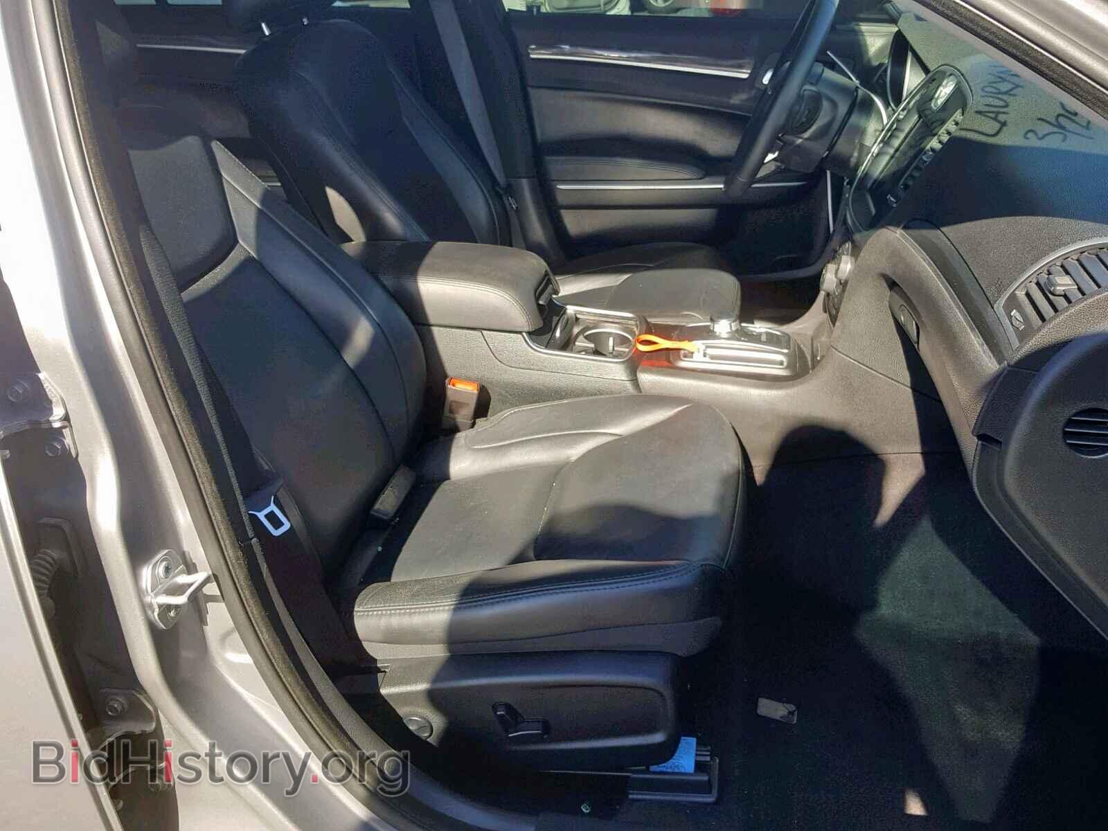 2017 CHRYSLER 300 - VIN: 2C3CCAAG8HH608186 - Фото 5
