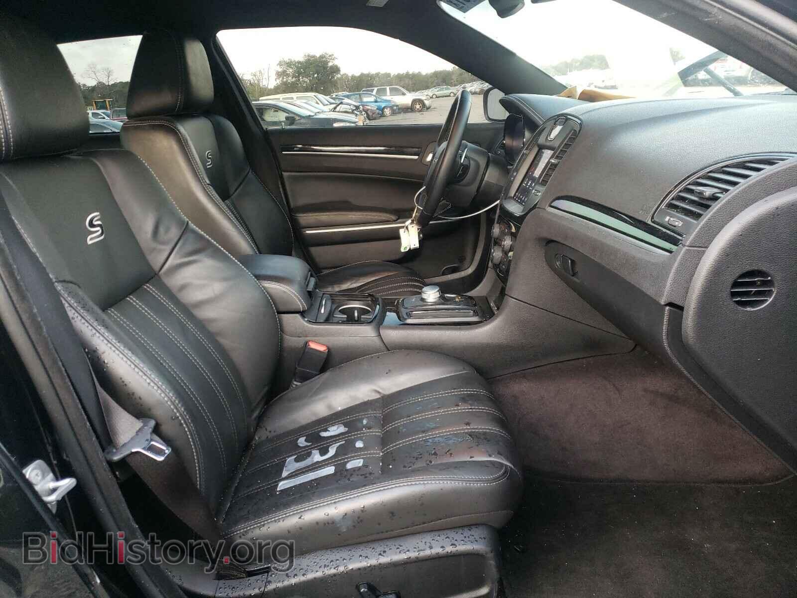 2019 CHRYSLER 300 - VIN: 2C3CCABG7KH538783 - Фото 5