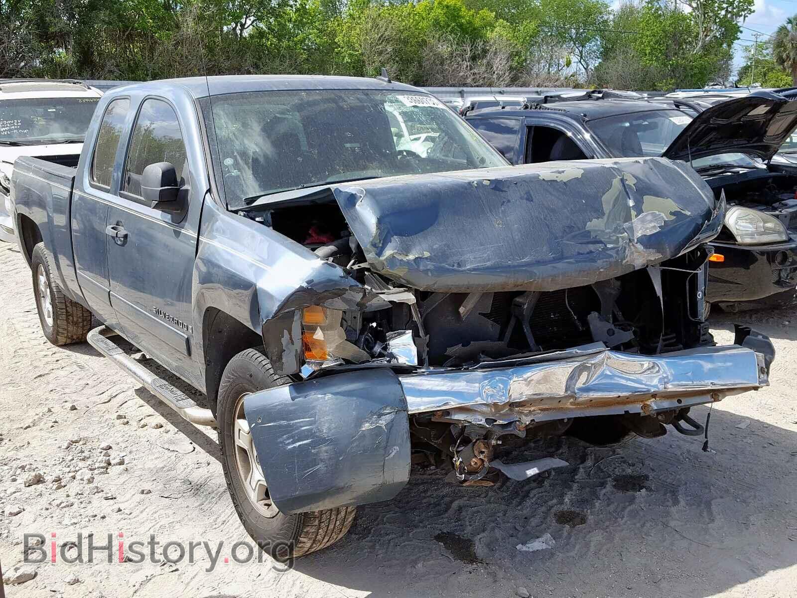 Photo 2GCEC19C371702229 - CHEVROLET SILVERADO 2007