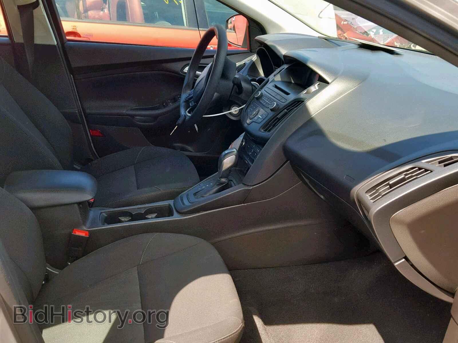 2016 FORD FOCUS SE - VIN: 1FADP3F2XGL241702 - Фото 5