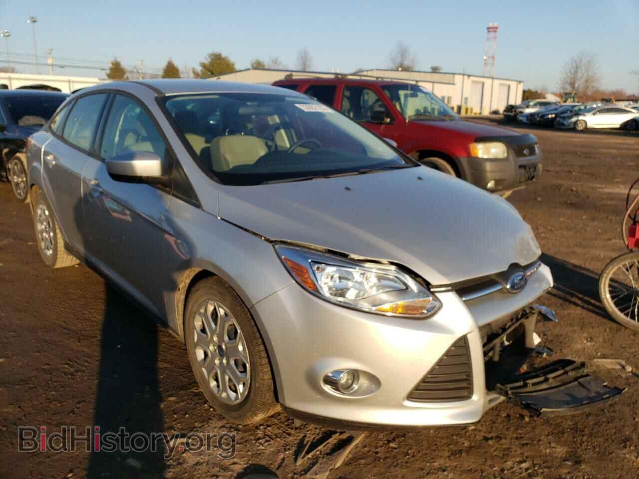 Photo 1FAHP3F25CL352119 - FORD FOCUS 2012