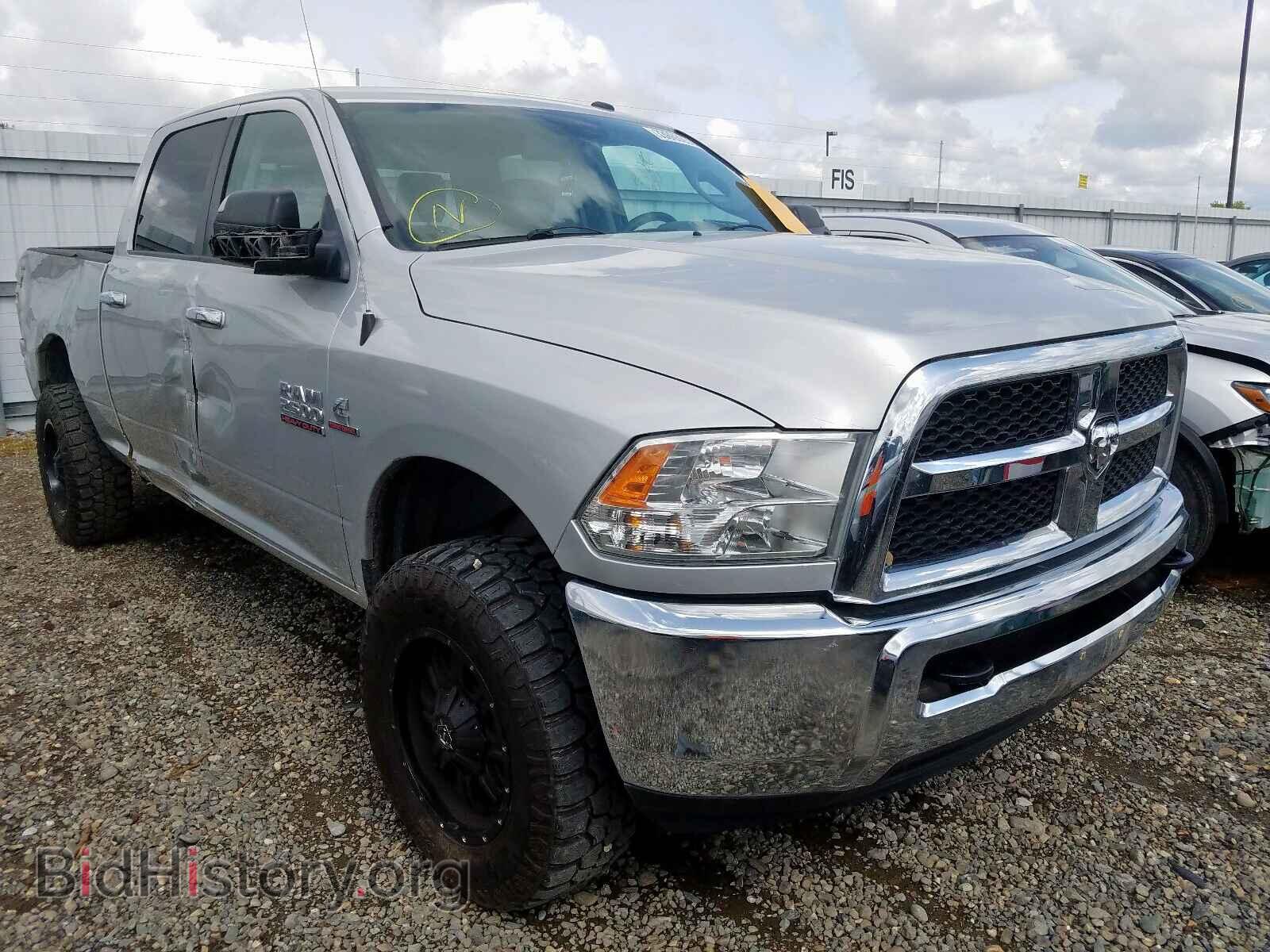 Photo 3C6UR5DL1EG318535 - RAM 2500 2014