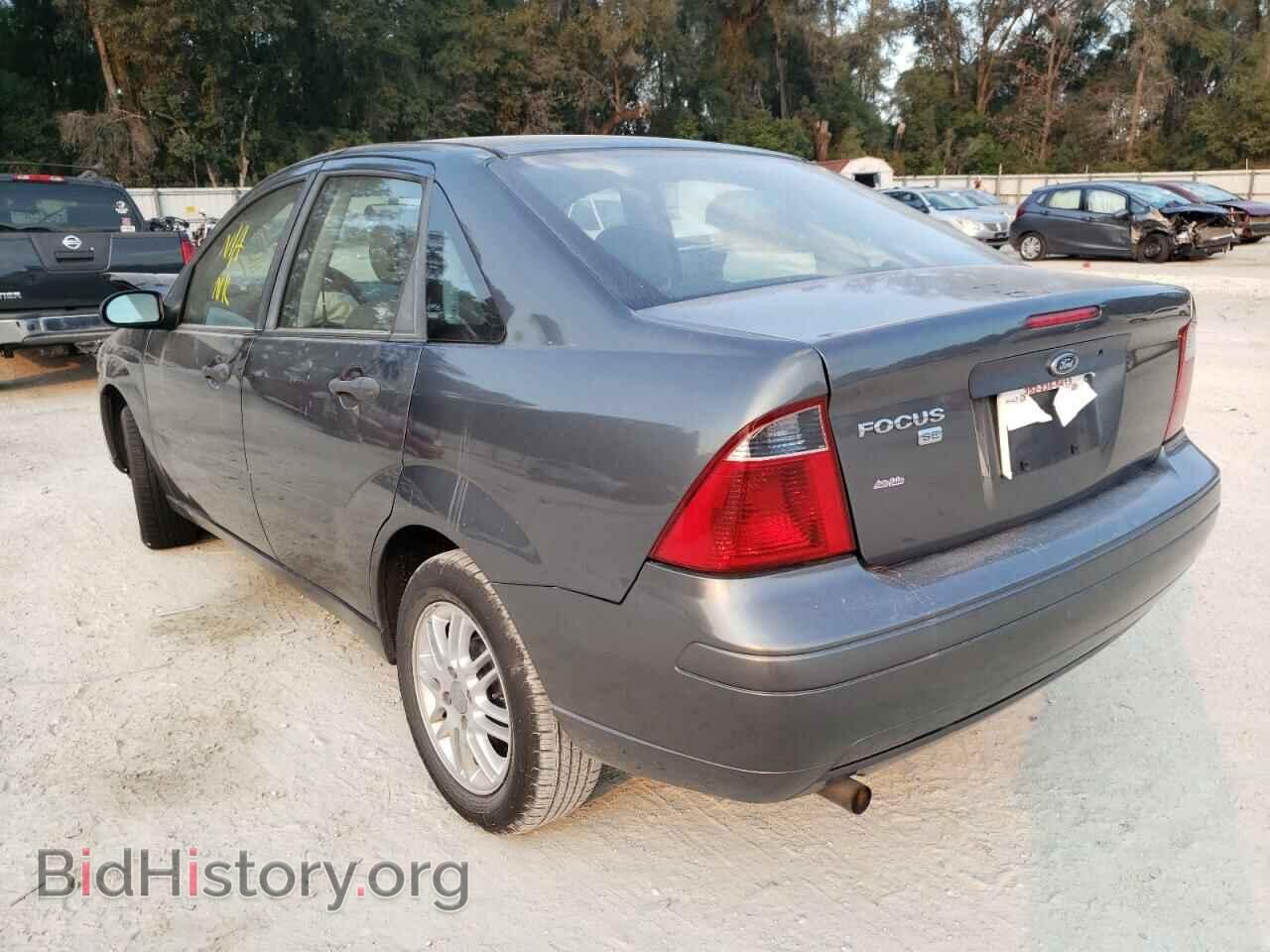 2007 FORD FOCUS - VIN: 1FAFP34N97W247950 - Фото 3