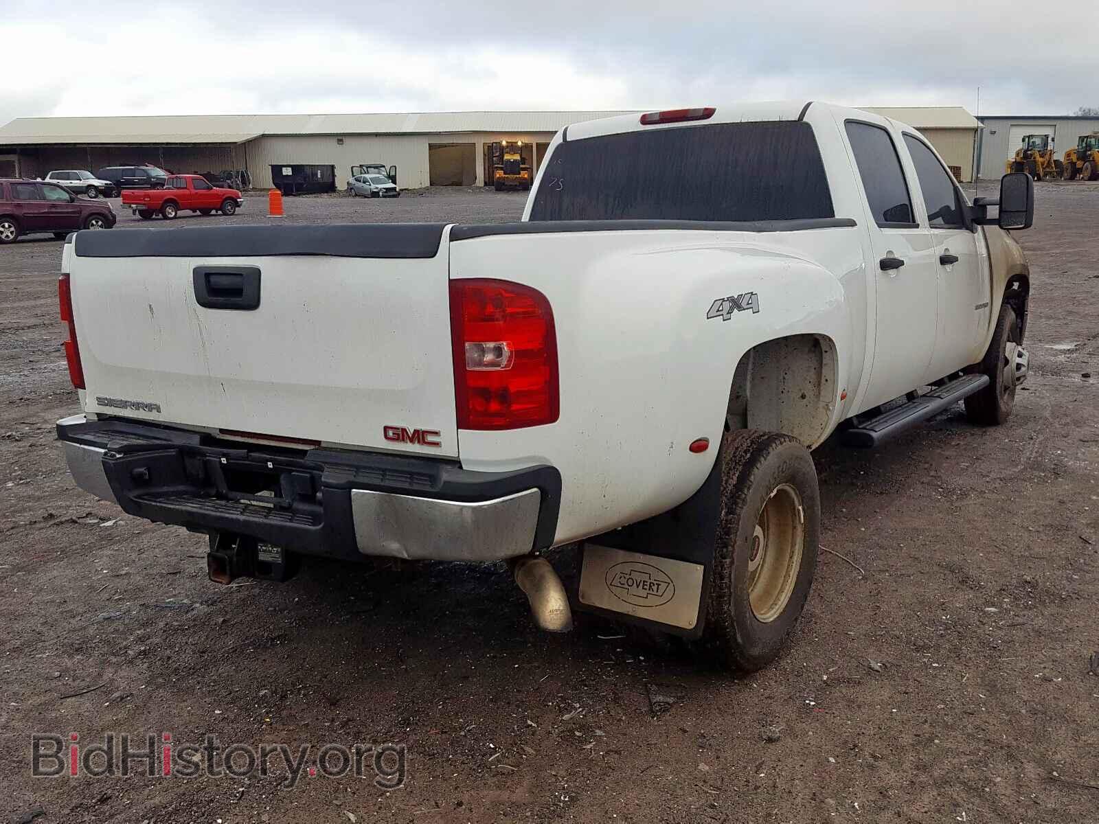 2013 GMC SIERRA - VIN: 1GT422C87DF116419 - Фото 4
