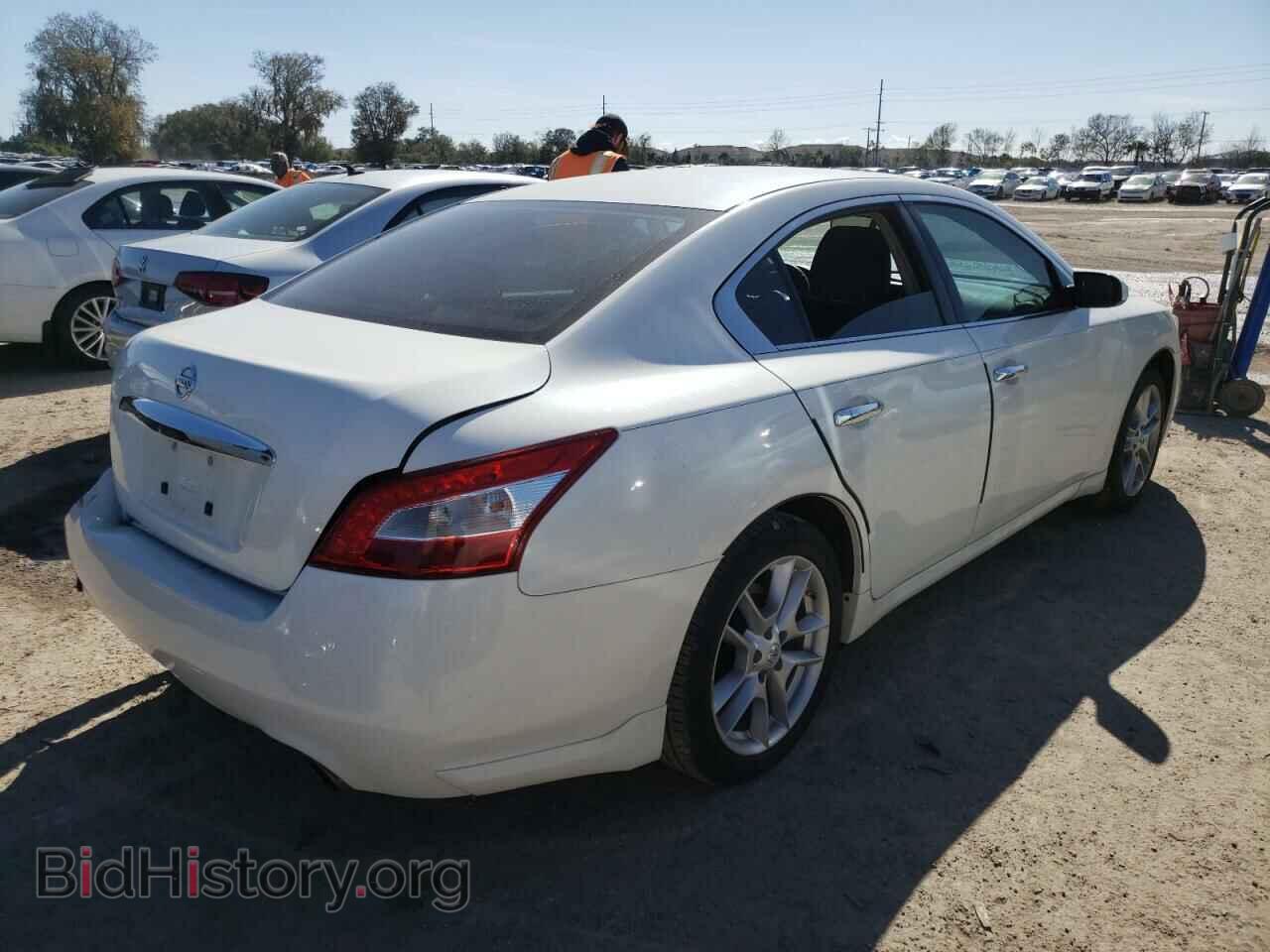 2011 NISSAN MAXIMA - VIN: 1N4AA5AP2BC819710 - Фото 4