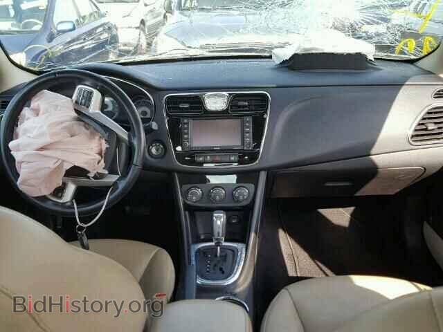 2012 CHRYSLER 200 - VIN: 1C3CCBCB5CN163011 - Фото 9