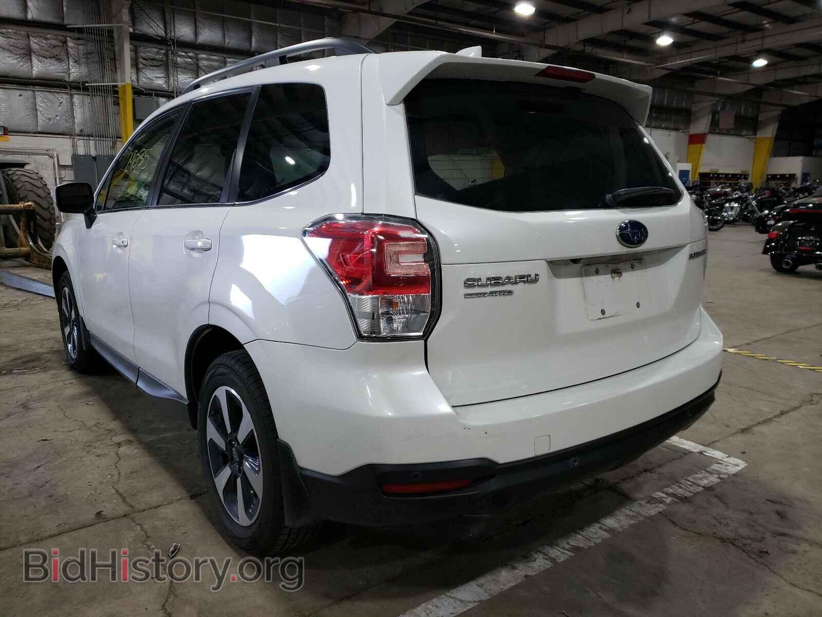 2018 SUBARU FORESTER - VIN: JF2SJARC7JH601323 - Фото 3