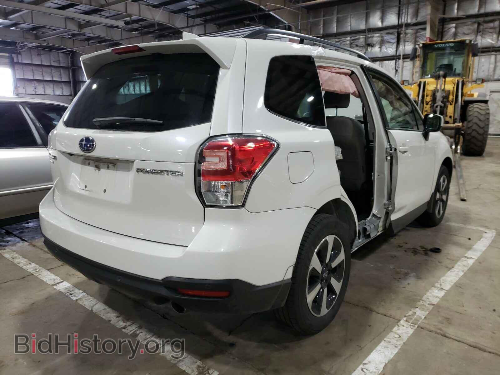 2018 SUBARU FORESTER - VIN: JF2SJARC7JH601323 - Фото 4