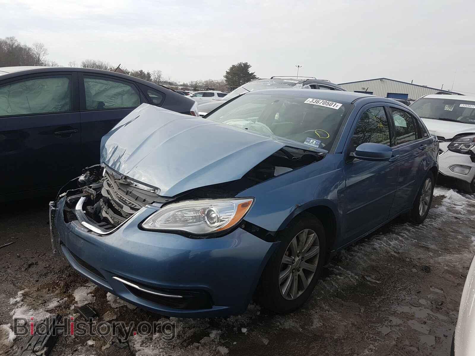 2011 CHRYSLER 200 - VIN: 1C3BC1FG7BN553541 - Фото 2