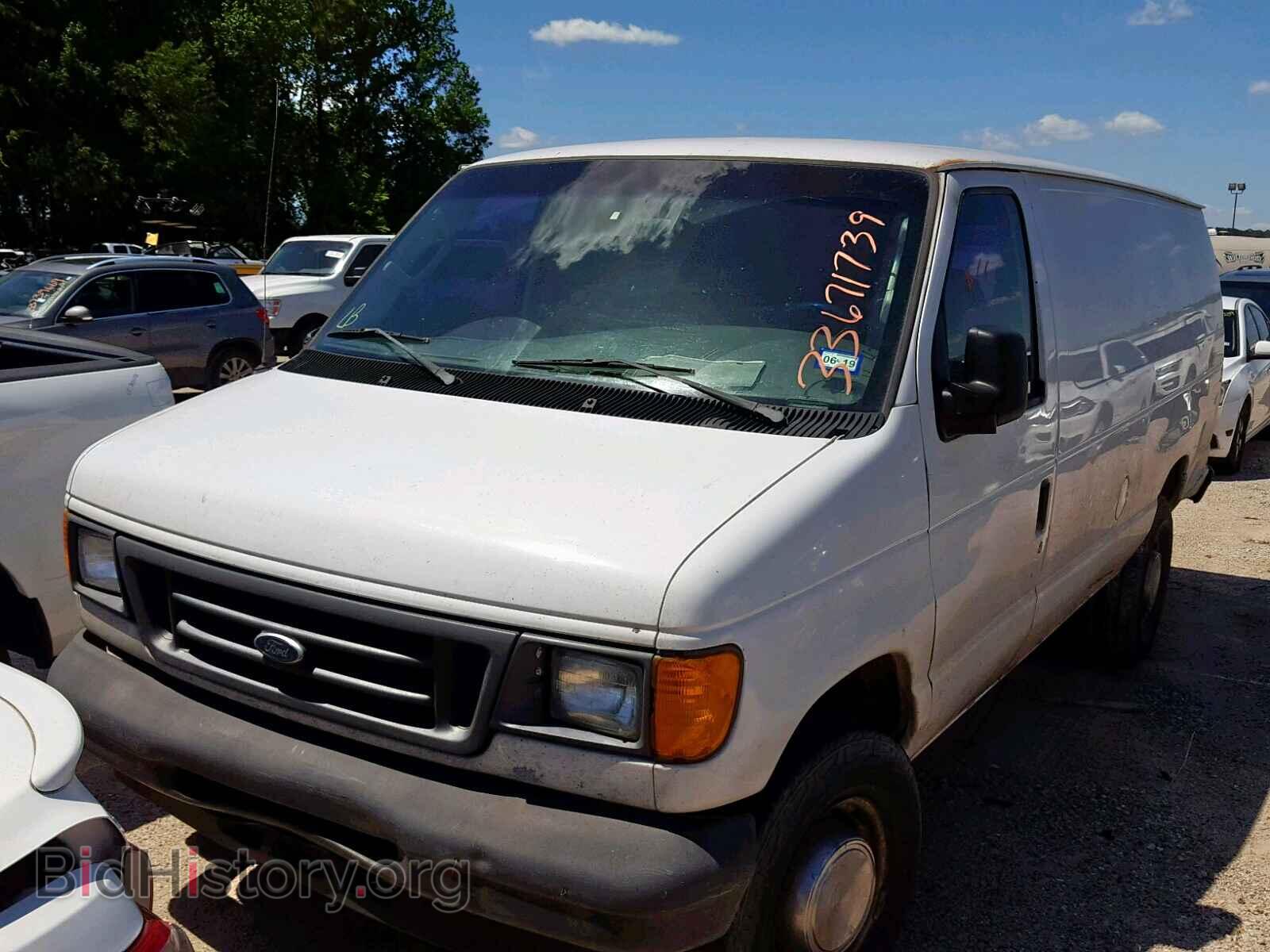 2005 FORD ECONOLINE - VIN: 1FTSS34S65HA45744 - Фото 2