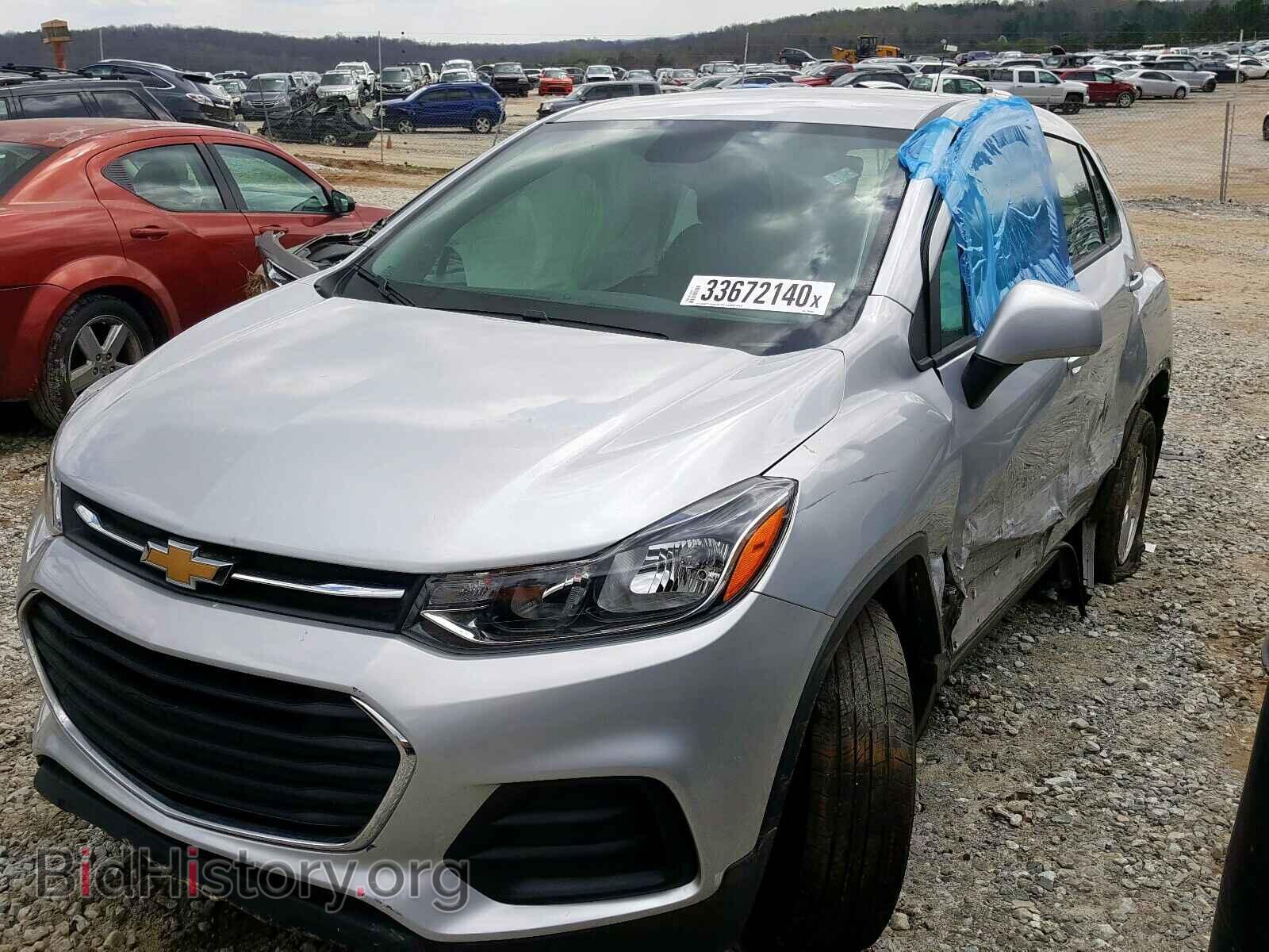 2017 CHEVROLET TRAX - VIN: 3GNCJNSB3HL290150 - Фото 2