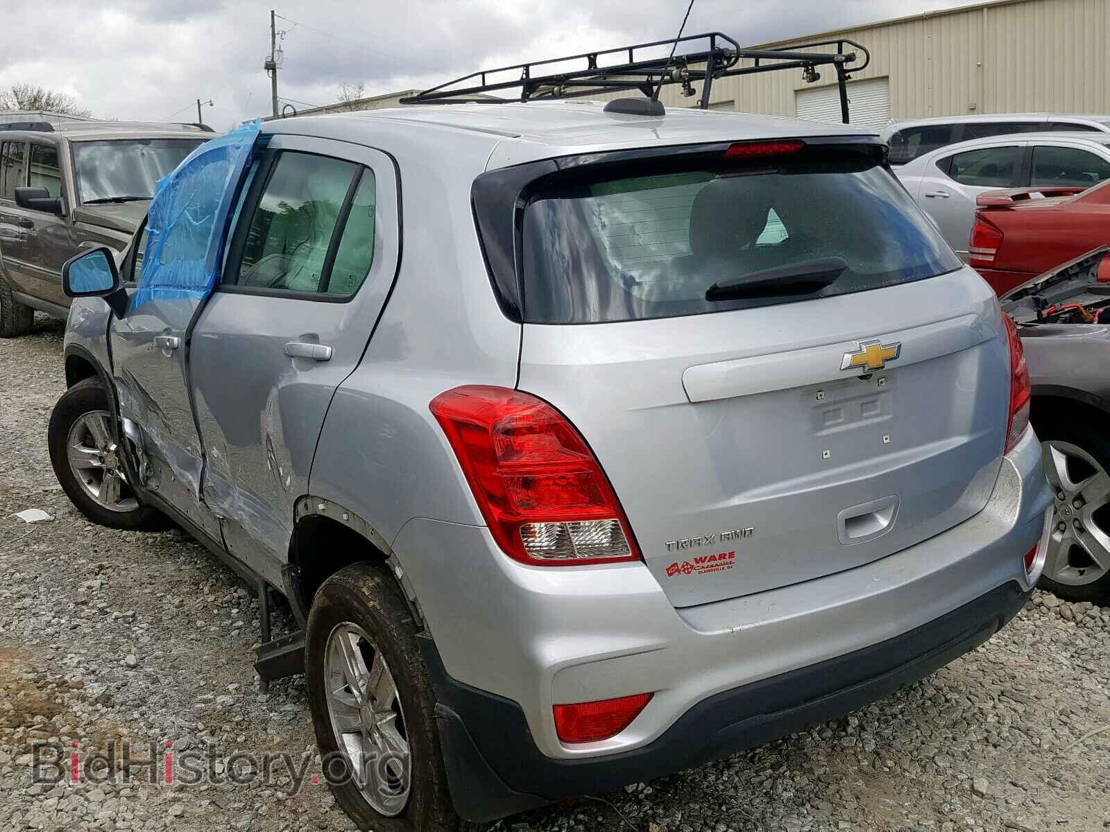 2017 CHEVROLET TRAX - VIN: 3GNCJNSB3HL290150 - Фото 3