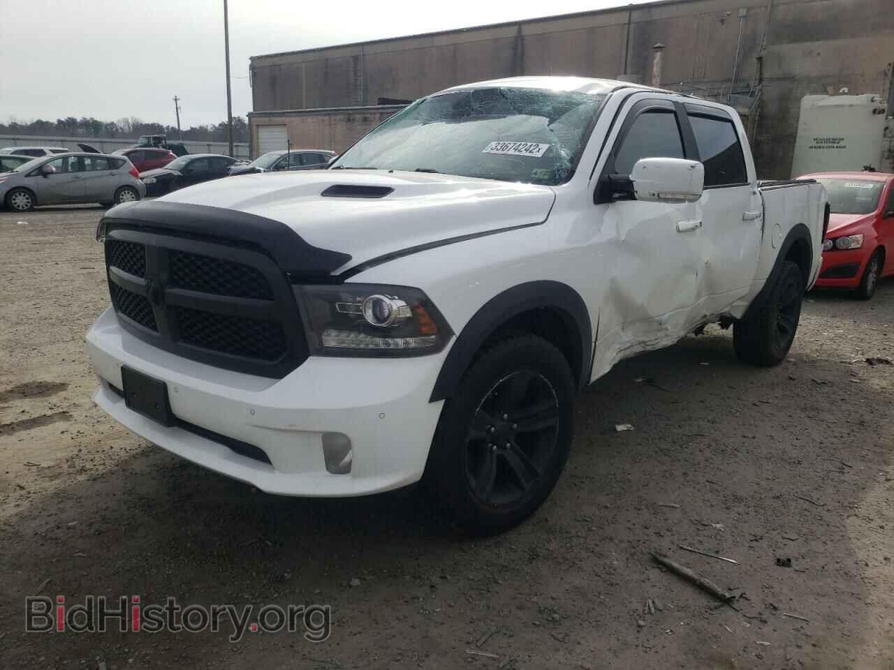 2017 RAM 1500 - VIN: 1C6RR7MT2HS796378 - Фото 2