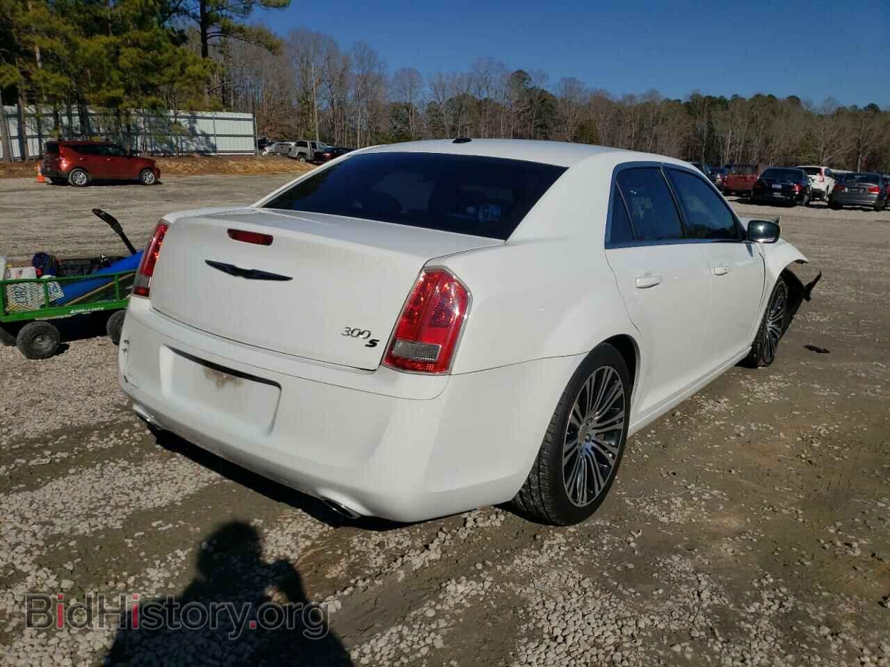2014 CHRYSLER 300 - VIN: 2C3CCABG1EH138691 - Фото 4