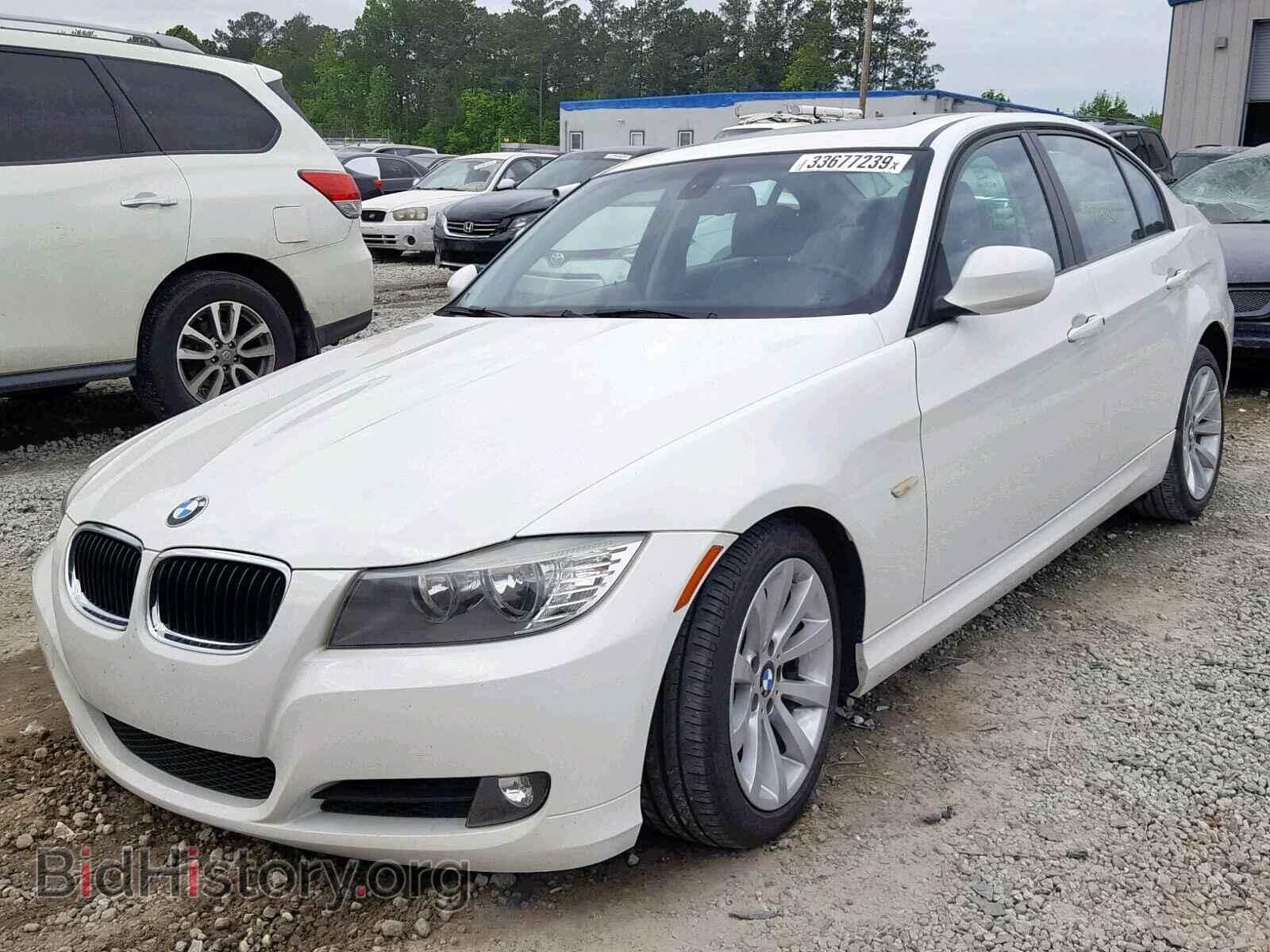 2011 BMW 328 I - VIN: WBAPH7C5XBE679656 - Фото 2