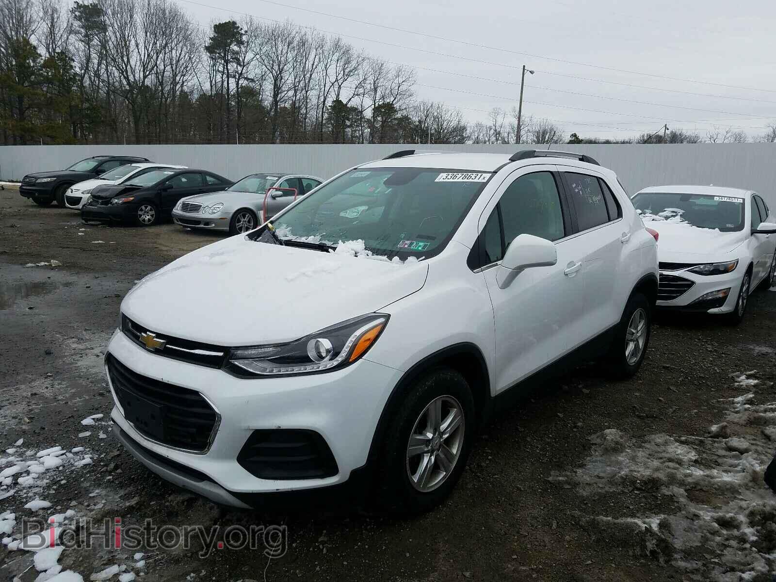 2017 CHEVROLET TRAX - VIN: 3GNCJLSB8HL232927 - Фото 2