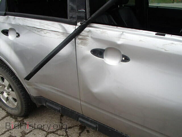 2011 FORD ESCAPE - VIN: 1FMCU9E79BKA21136 - Photo 9