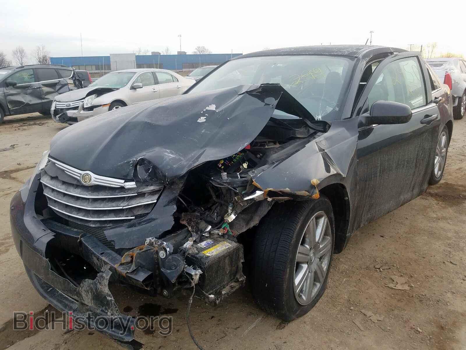 2010 CHRYSLER SEBRING - VIN: 1C3CC5FVXAN112950 - Фото 2