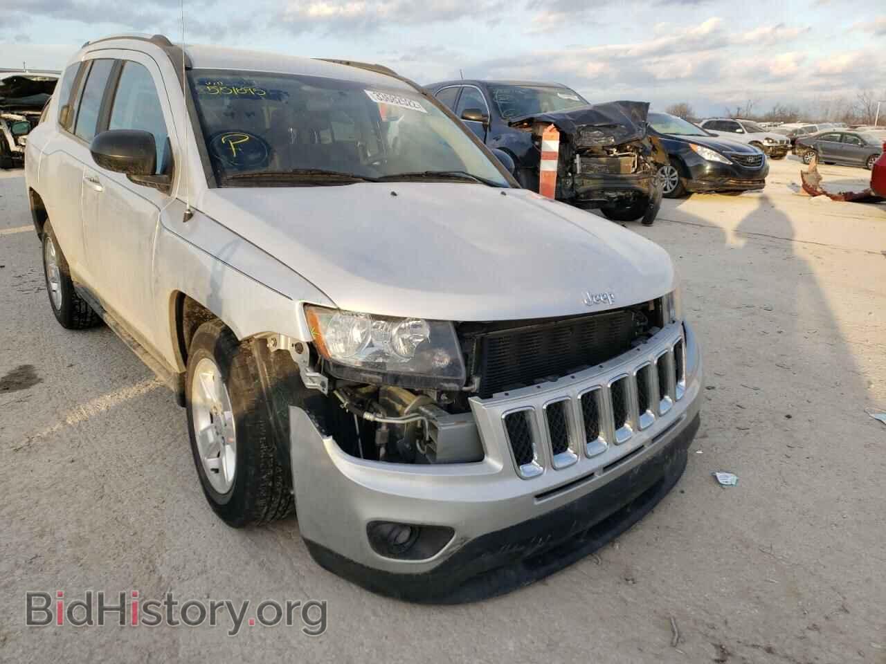Фотография 1C4NJCBA2ED551895 - JEEP COMPASS 2014