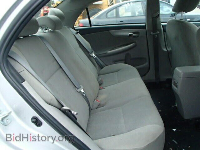 2012 TOYOTA COROLLA - VIN: 2T1BU4EE7CC898065 - Фото 6