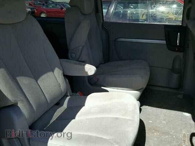 2007 HYUNDAI ENTOURAGE - VIN: KNDMC233276031249 - Фото 6