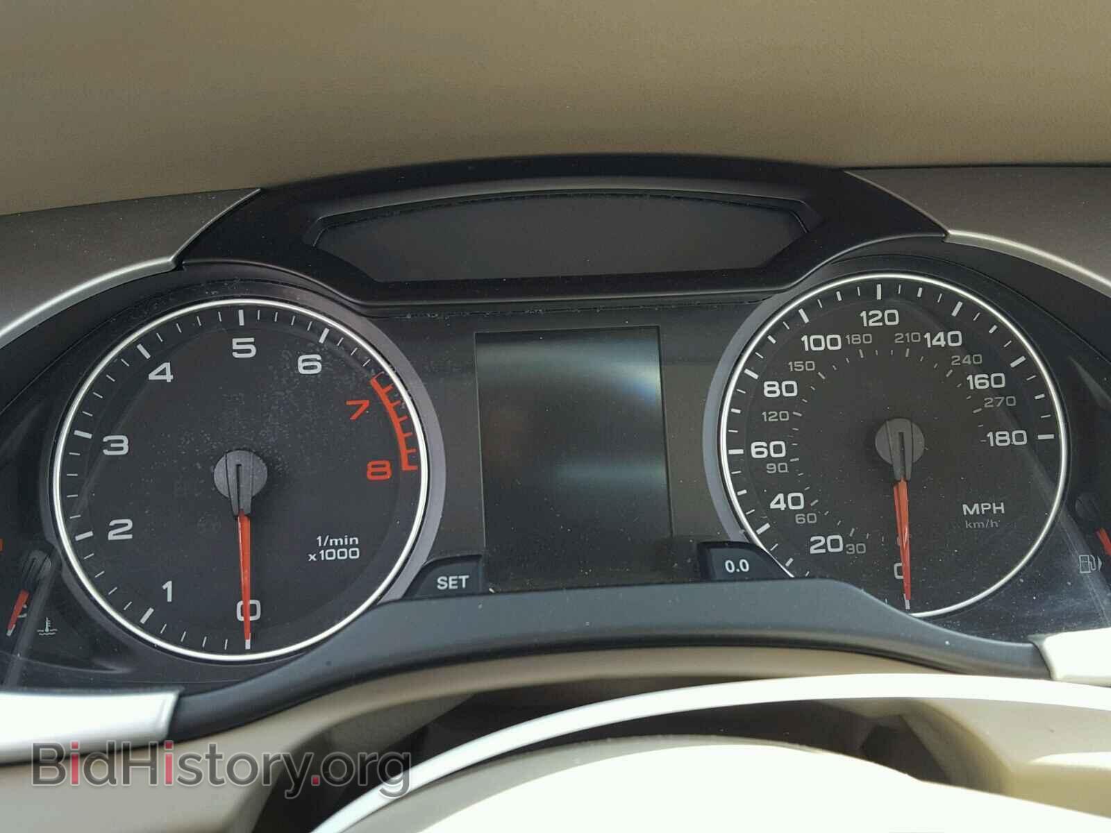 2011 AUDI A4 - VIN: WAUAFAFL0BN049745 - Фото 8