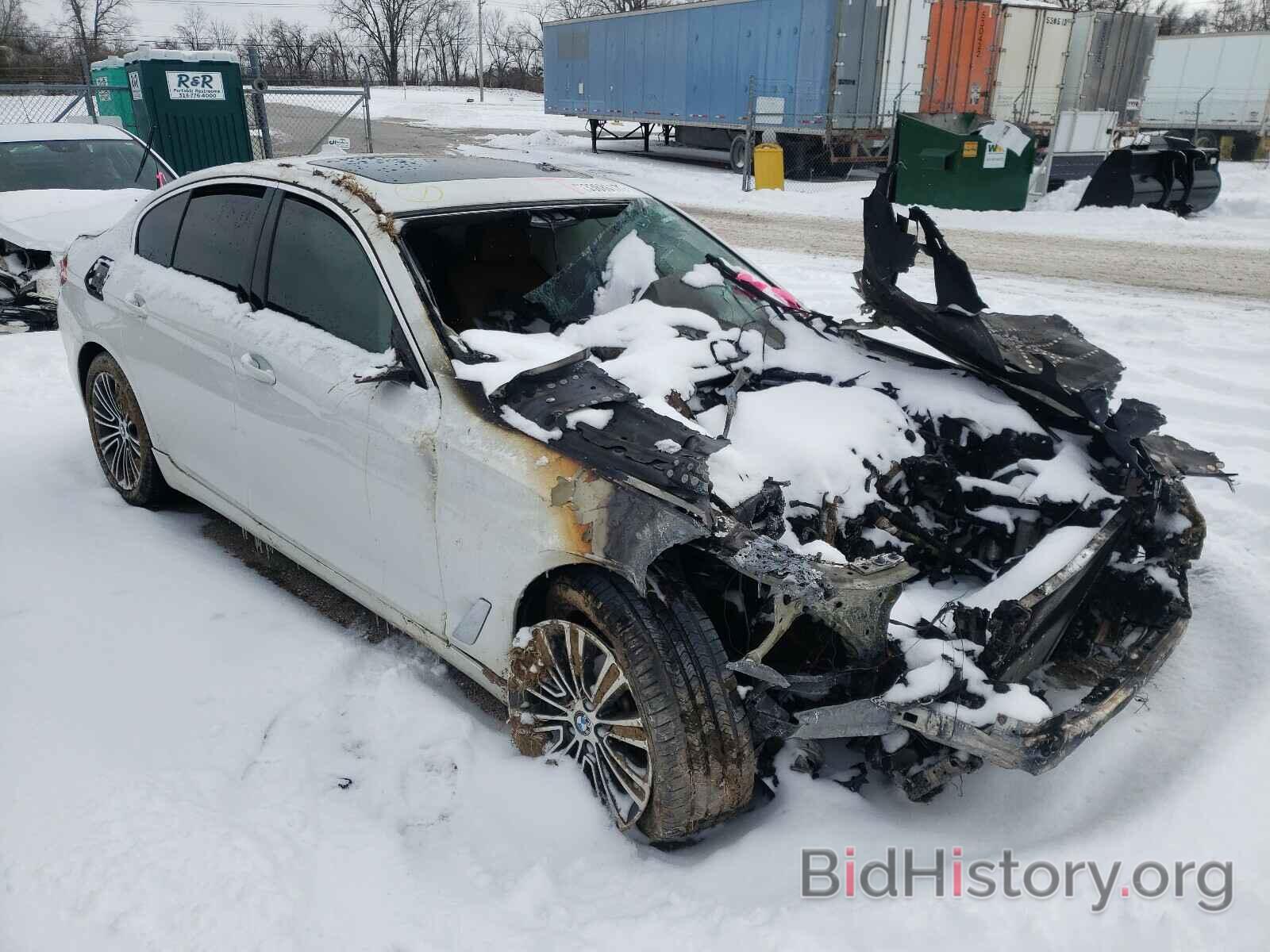 Фотография WBAJA5C58KBX88150 - BMW 5 SERIES 2019