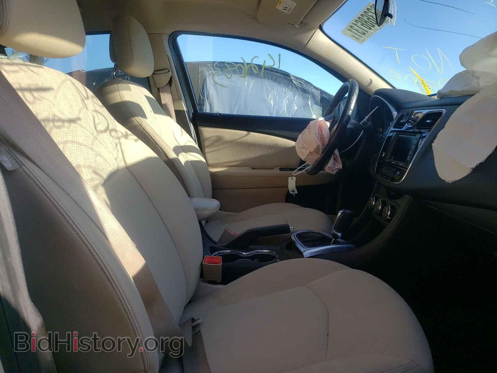 2011 CHRYSLER 200 - VIN: 1C3BC1FB0BN614569 - Фото 5
