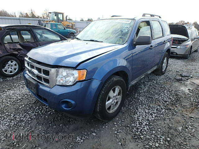 2009 FORD ESCAPE - VIN: 1FMCU02799KB64775 - Фото 2