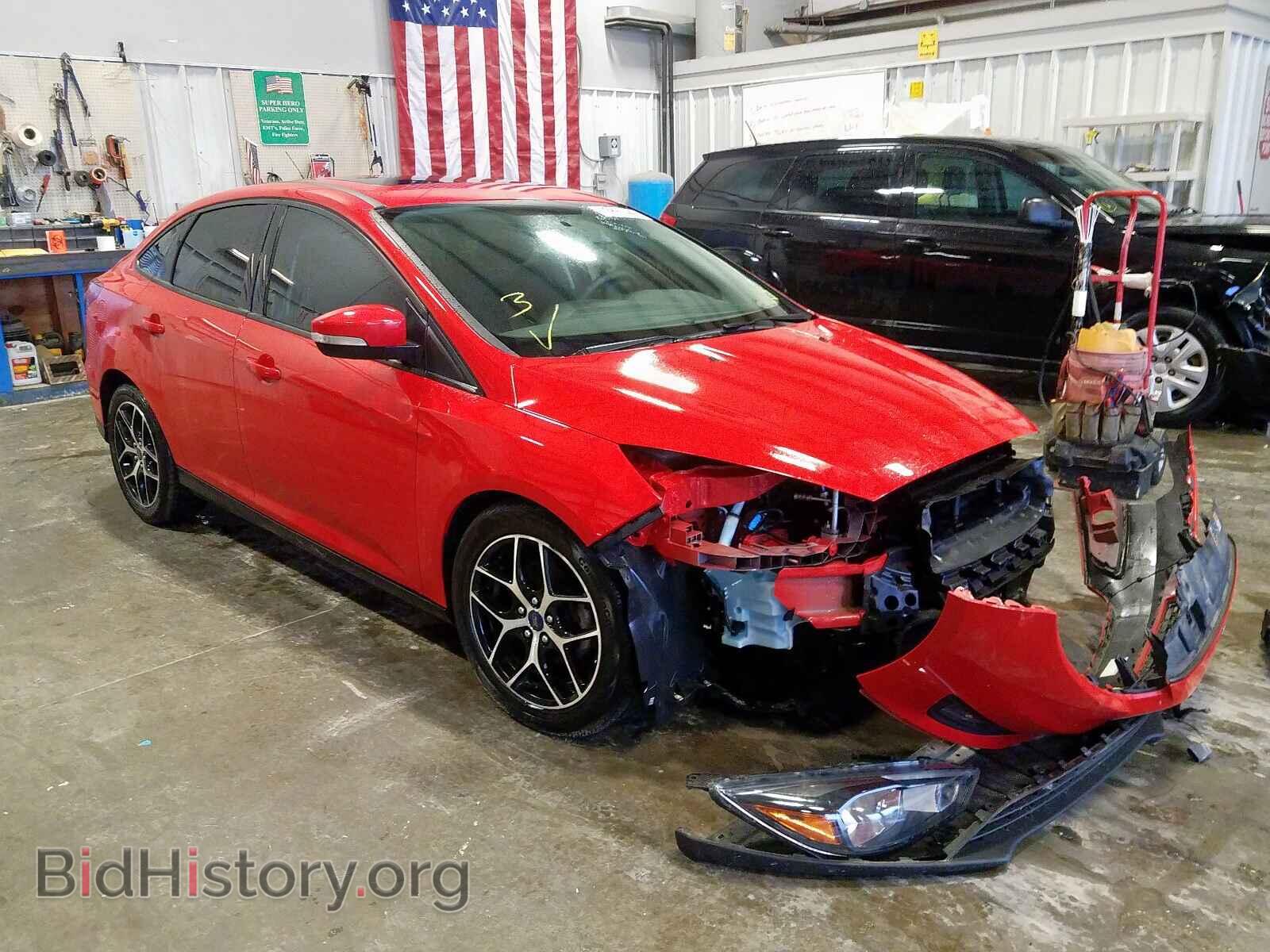 Фотография 1FADP3H27HL229943 - FORD FOCUS 2017