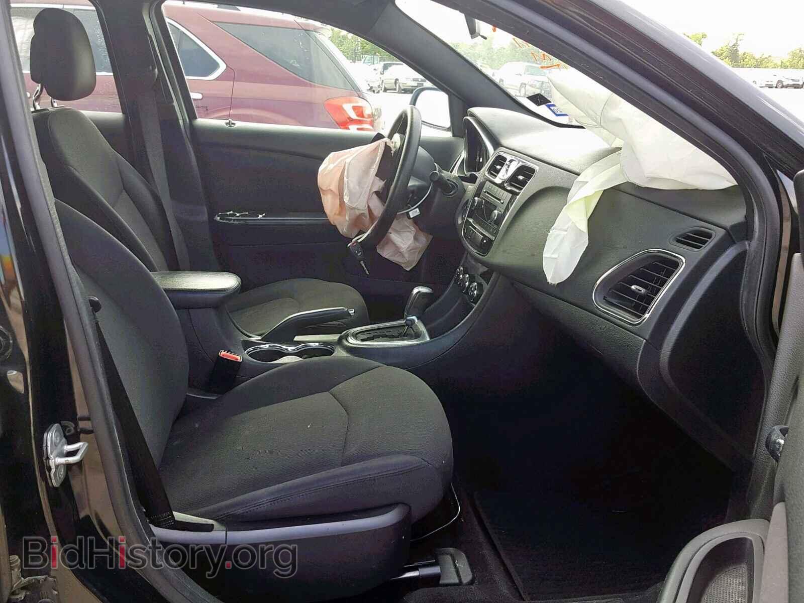 2012 CHRYSLER 200 - VIN: 1C3CCBAB2CN319881 - Фото 5