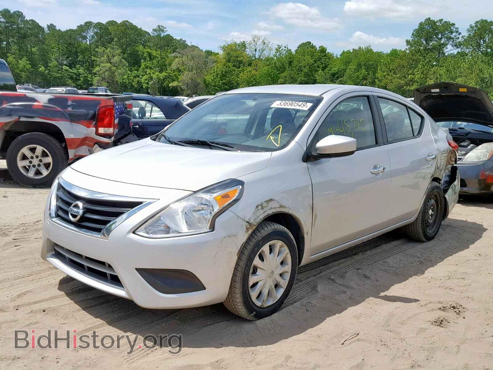 2017 NISSAN VERSA - VIN: 3N1CN7AP5HK453671 - Фото 2