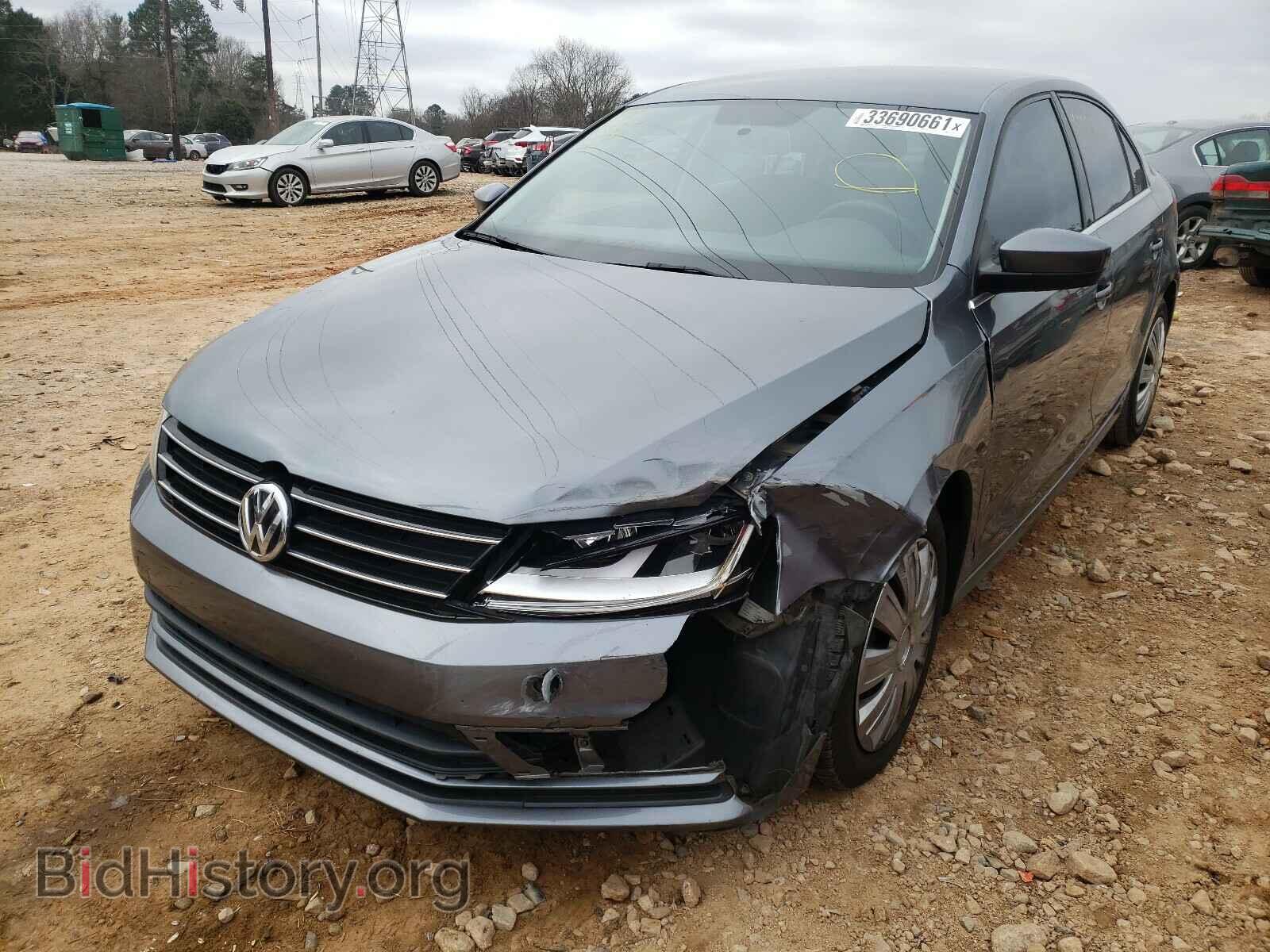 2017 VOLKSWAGEN JETTA - VIN: 3VW2B7AJ2HM372173 - Фото 2