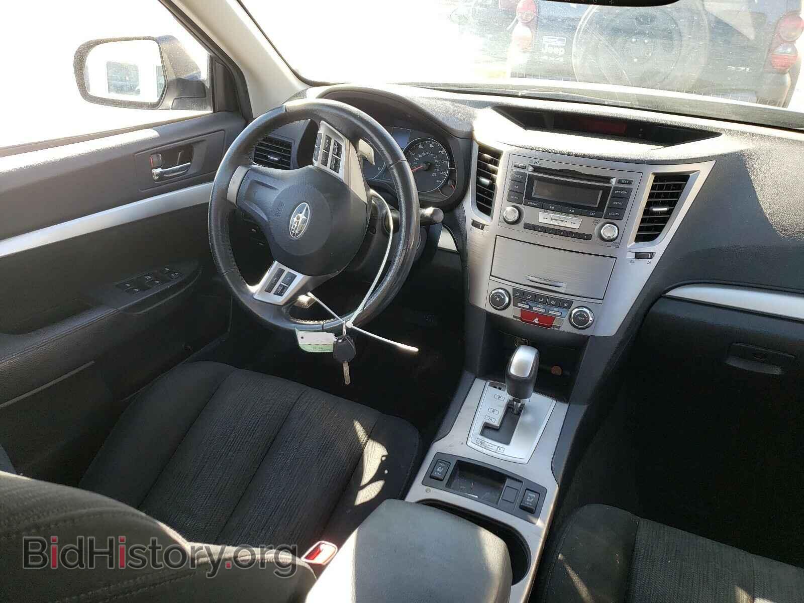 2013 SUBARU LEGACY - VIN: 4S3BMCC68D3008138 - Фото 9