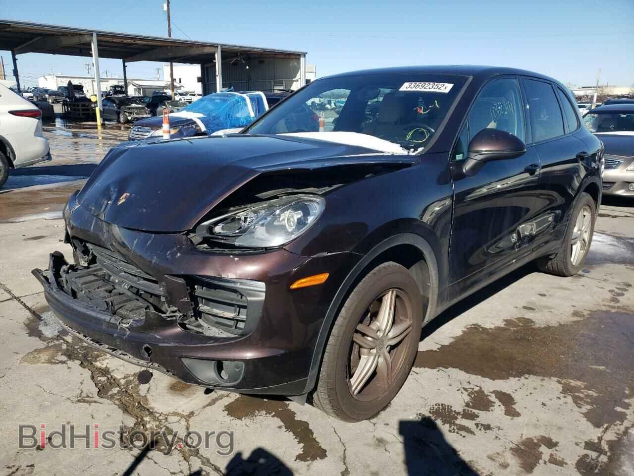 2016 PORSCHE CAYENNE - VIN: WP1AA2A27GKA38299 - Фото 2