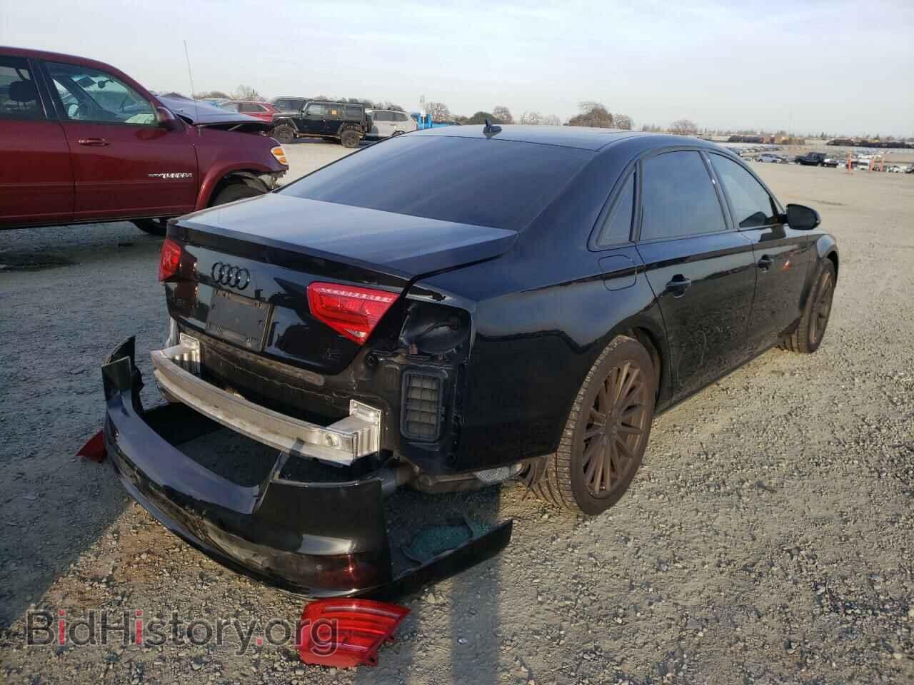 2011 AUDI A8 - VIN: WAURVAFD8BN020122 - Фото 4