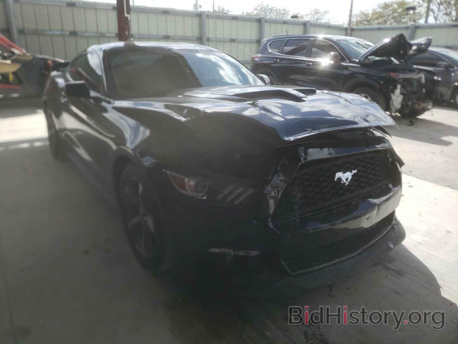 Photo 1FA6P8AM3G5271210 - FORD MUSTANG 2016