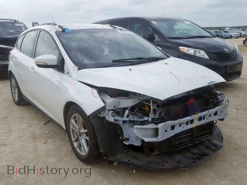 2017 Ford FOCUS Focus SE (VIN 1FADP3K24HL258826) — photo 1 of 10, Copart, damage: all over