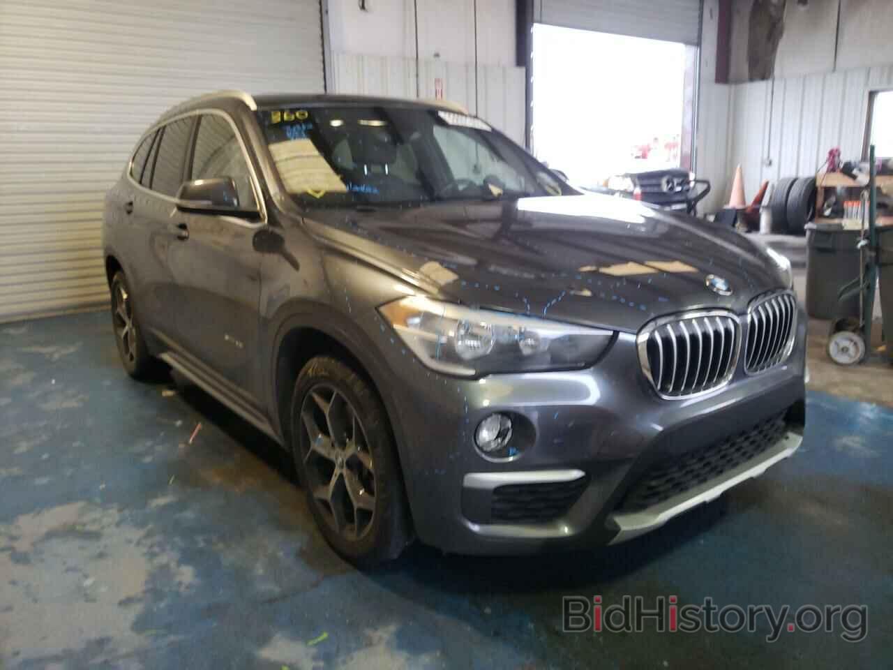 Photo WBXHU7C38J5H39195 - BMW X1 2018