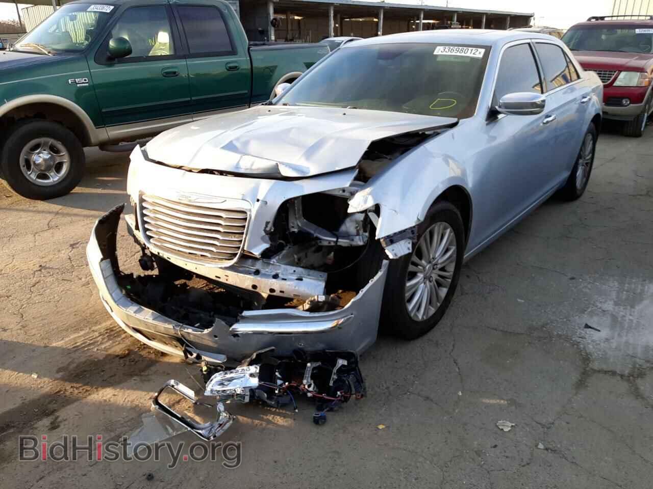 2013 CHRYSLER 300 - VIN: 2C3CCAKT2DH736199 - Photo 2