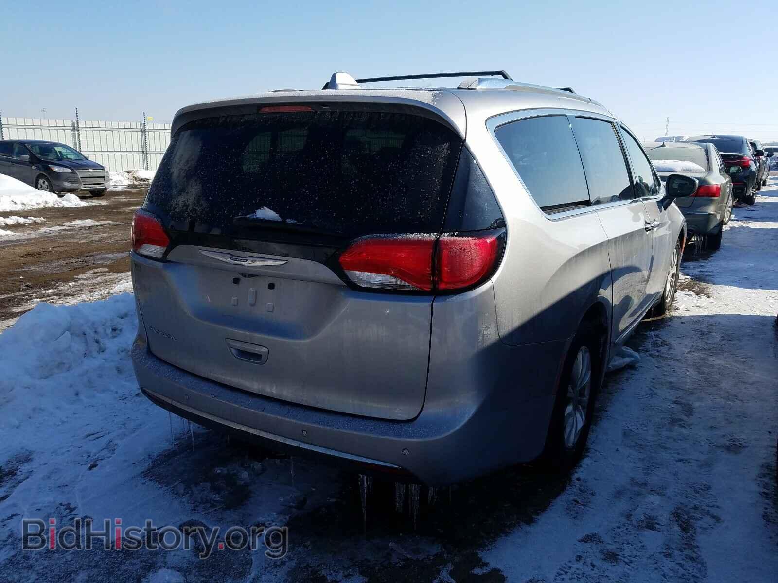 2019 CHRYSLER PACIFICA - VIN: 2C4RC1BG8KR720055 - Фото 4