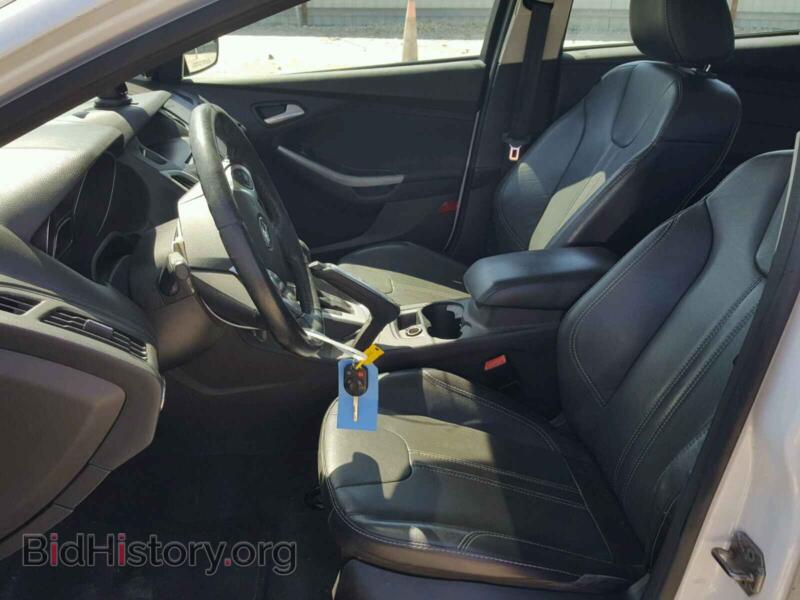 2013 Ford FOCUS (VIN 1FADP3K22DL237712) — фото 5 из 10