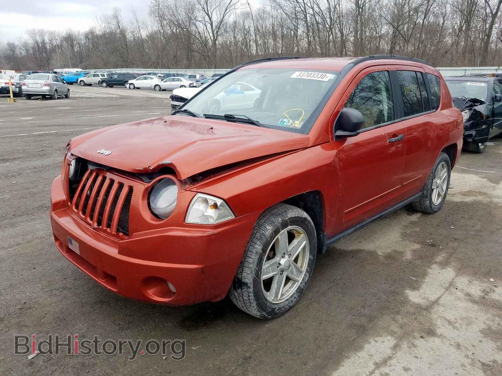2008 JEEP COMPASS - VIN: 1J8FT47W88D538705 - Фото 2