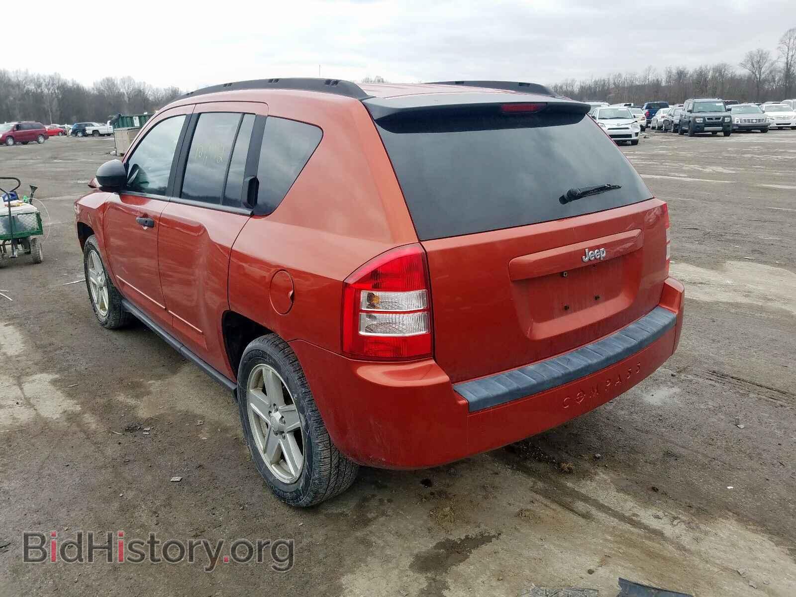2008 JEEP COMPASS - VIN: 1J8FT47W88D538705 - Фото 3