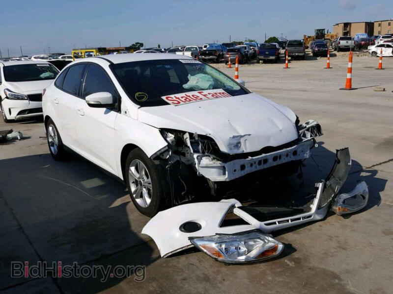 2014 Ford FOCUS Focus SE (VIN 1FADP3F28EL340788) — фото 1 из 10, Copart, повреждение: передняя часть