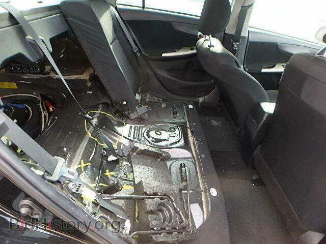 2011 TOYOTA COROLLA - VIN: 2T1BU4EE4BC701352 - Photo 6