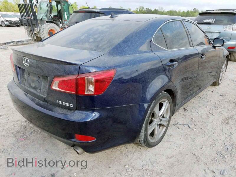 2011 Lexus IS (VIN JTHBF5C22B5143537) — фото 4 из 10