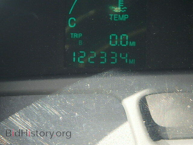 2004 CADILLAC DEVILLE - VIN: 1G6KD54YX4U159510 - Photo 8